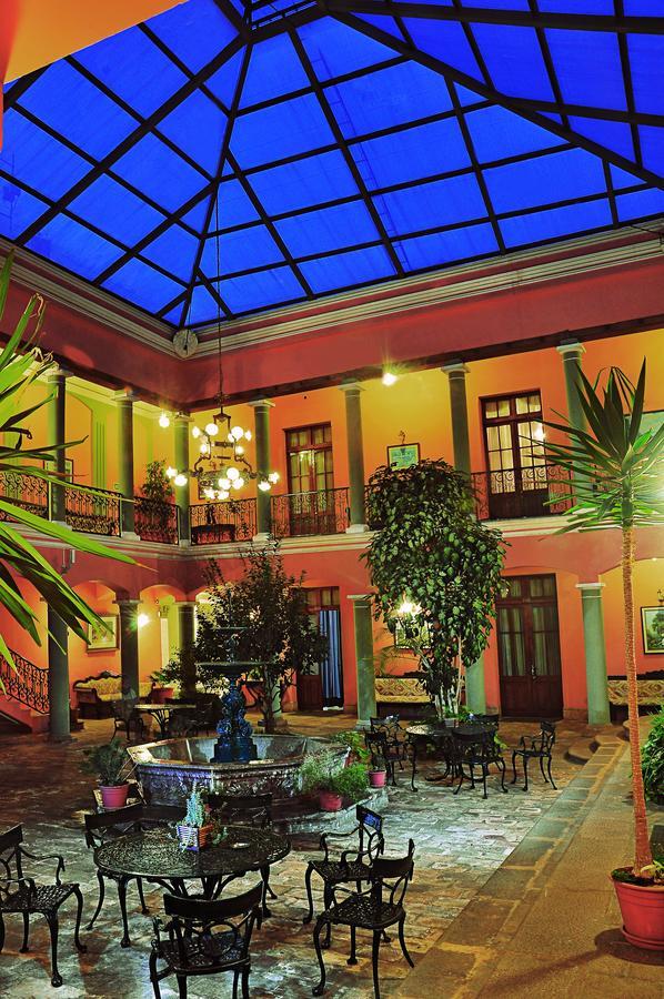 Capital Plaza Hotel Сукре Екстер'єр фото